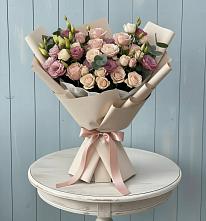 Букет цветов из:  Розы и Лизиантусы #REPLACE_PRED# Старочеркасской