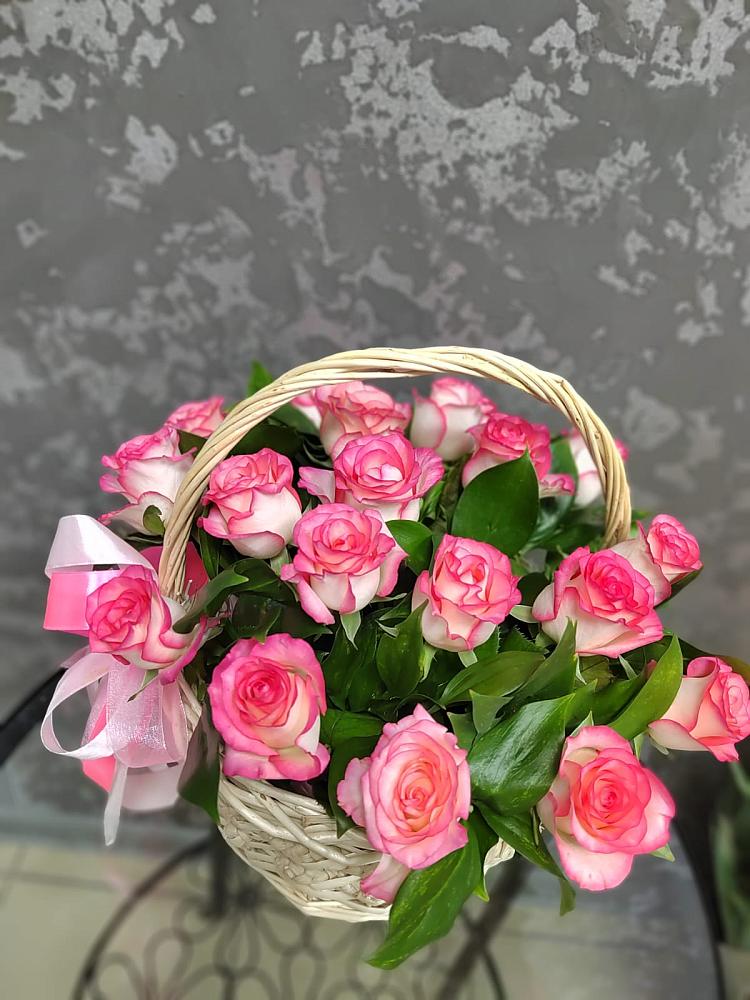 Цветочная композиция из Розы в корзине в Старочеркасской