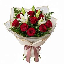 Букет цветов из:  Лилии и Розы в Старочеркасской