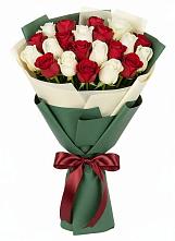 Букет Микс из красных и белых роз #REPLACE_PRED# Старочеркасской