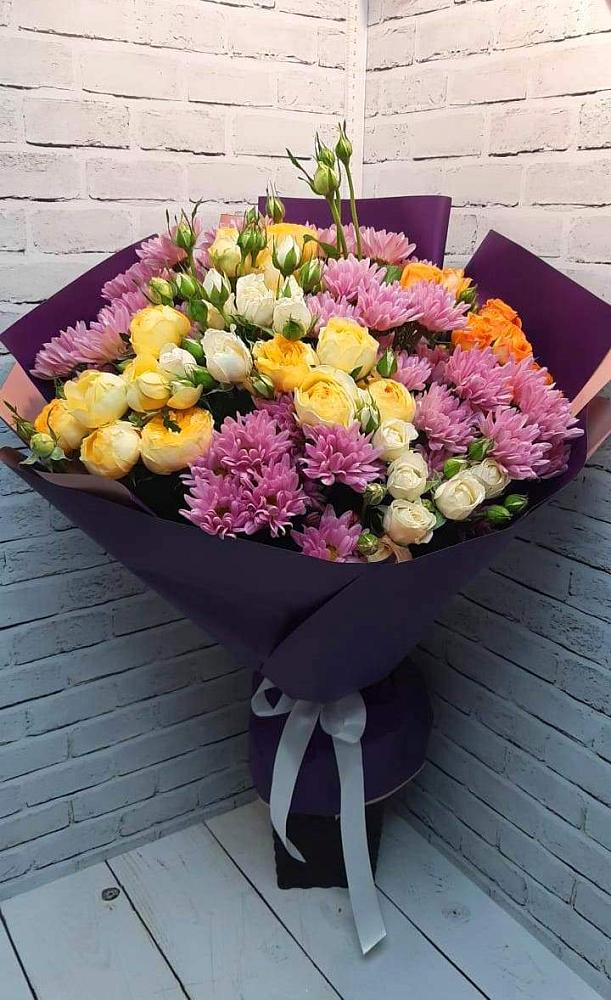 Букет цветов из: Хризантемы и Розы в Старочеркасской