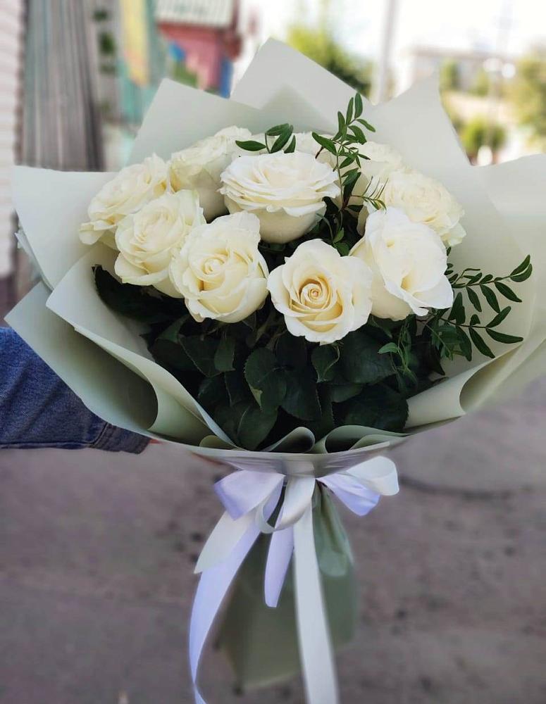 Букет Белые розы Проуд в Старочеркасской