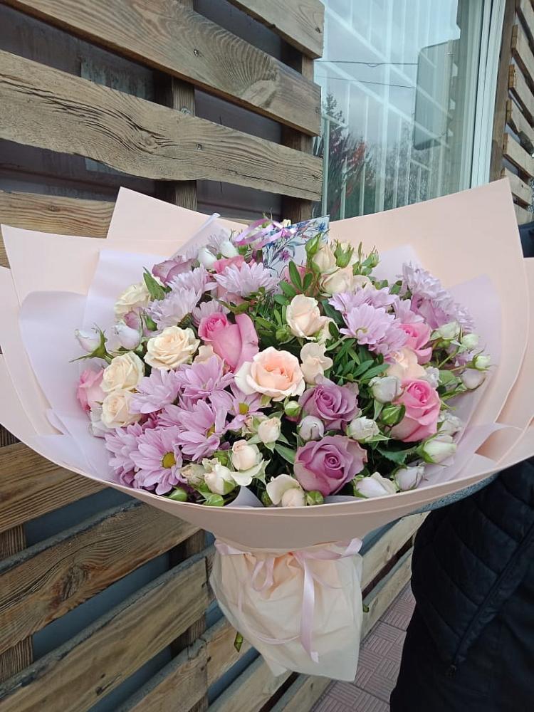 Букет цветов из: Розы и Хризантемы в Старочеркасской