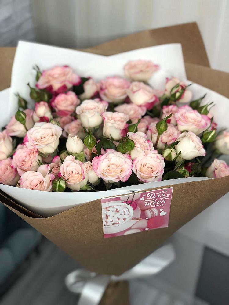 Букет цветов из: Розы в Старочеркасской