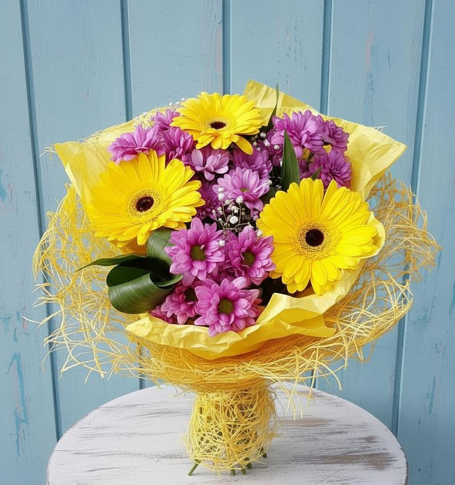 Букет цветов из: Хризантемы и Герберы в Старочеркасской