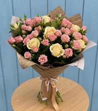 Букет цветов из:  Розы в Старочеркасской