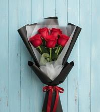 Букет цветов из:  Розы в Старочеркасской