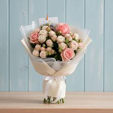 Букет цветов из:  Розы в Старочеркасской