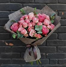 Букет цветов из:  Розы в Старочеркасской
